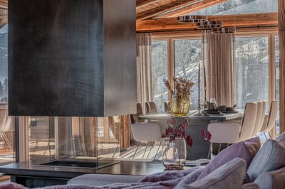 Luxury Villa Photo #22