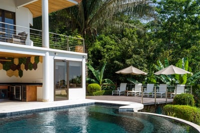 Luxury Villa Photo #11