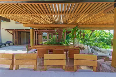 Luxury Villa Photo #8