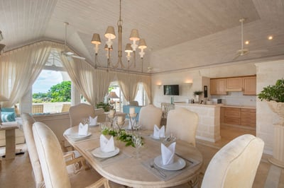 Luxury Villa Photo #7