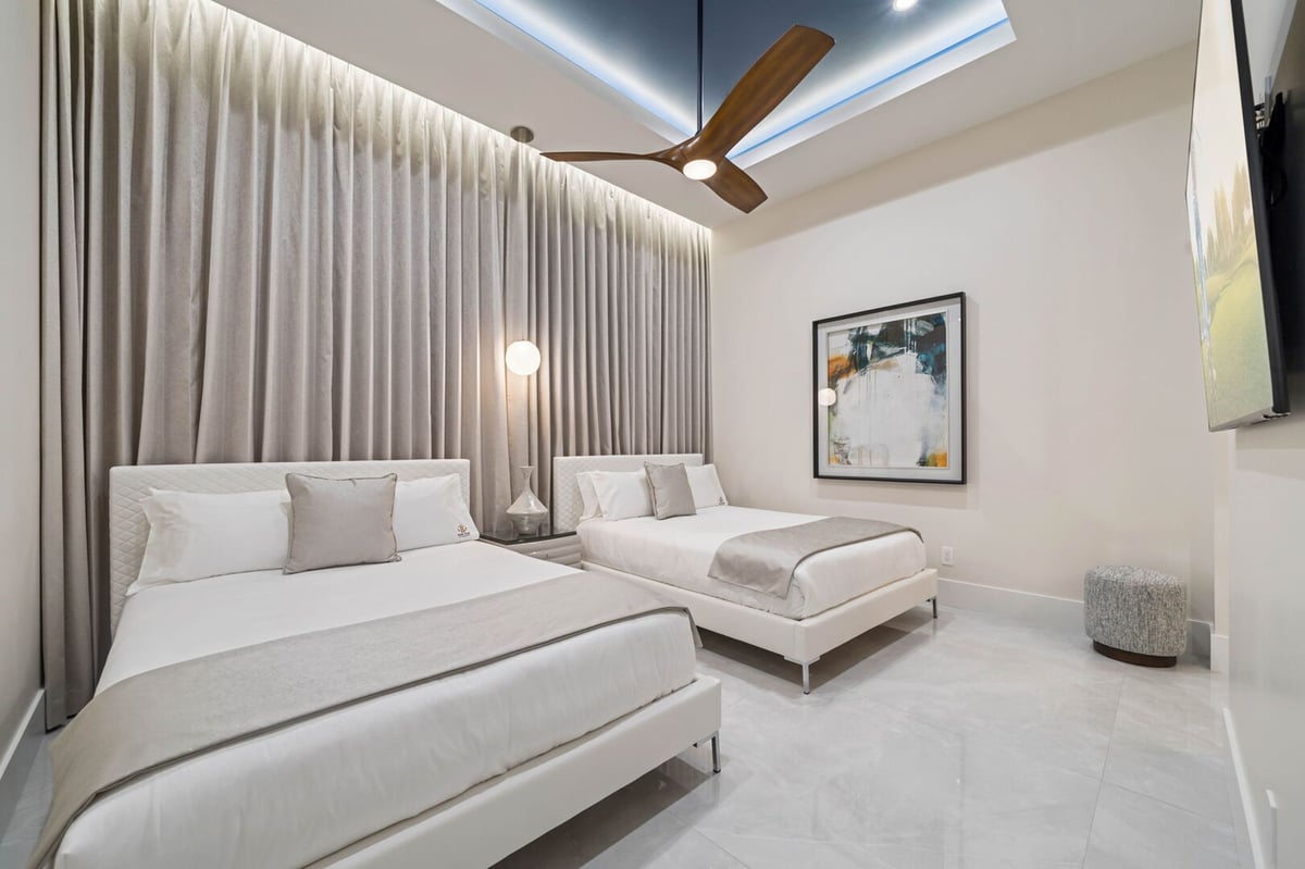 Seaside Serenity Lodge