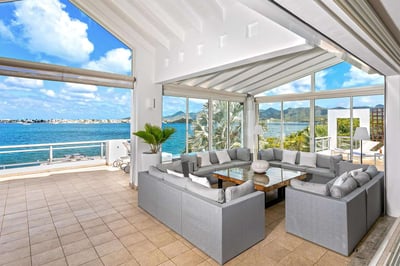 Luxury Villa Photo #2