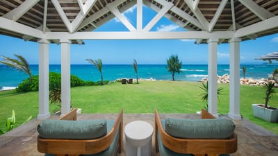 Luxury Villa Photo #4