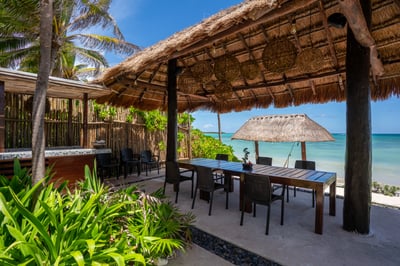 Luxury Villa Photo #22