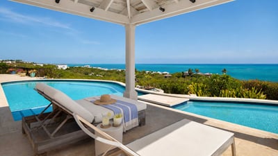 Luxury Villa Photo #7