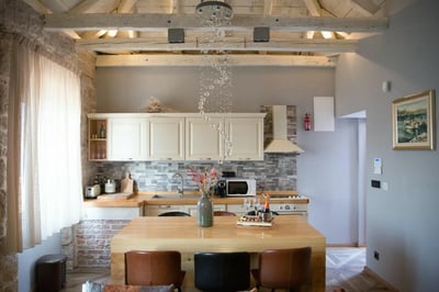 Luxury Villa Photo #15