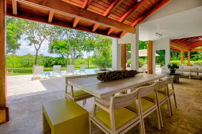 Luxury Villa Photo #9