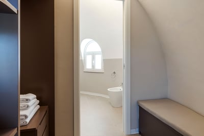 Luxury Villa Photo #38