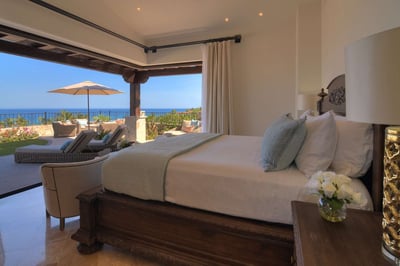 Luxury Villa Photo #27