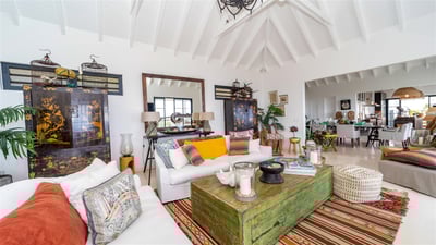 Luxury Villa Photo #12