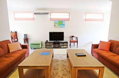 Luxury Villa Photo #6
