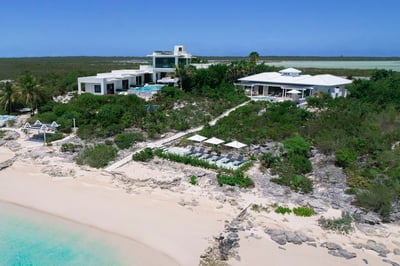Luxury Villa Photo #8