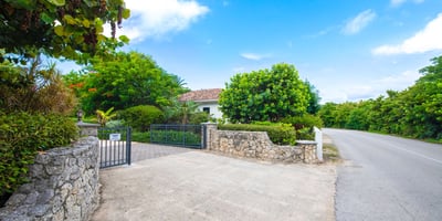 Luxury Villa Photo #8