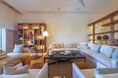 Luxury Villa Photo #12