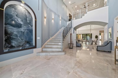 Luxury Villa Photo #32