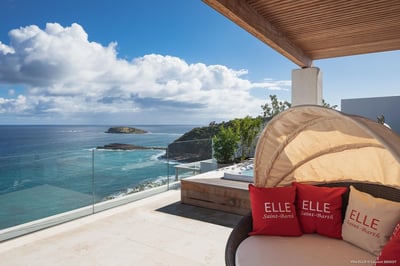 Luxury Villa Photo #16