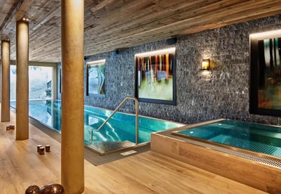 Luxury Villa Photo #2