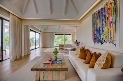 Luxury Villa Photo #25