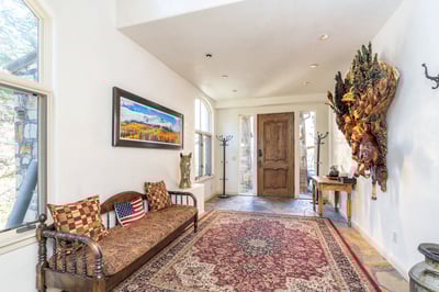 Luxury Villa Photo #4