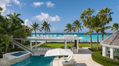 Luxury Villa Photo #26