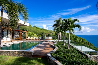 Luxury Villa Photo #10