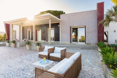Luxury Villa Photo #12