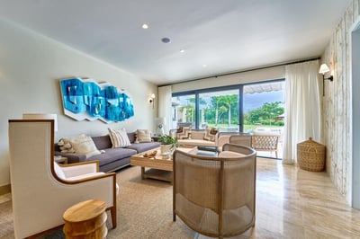 Luxury Villa Photo #17