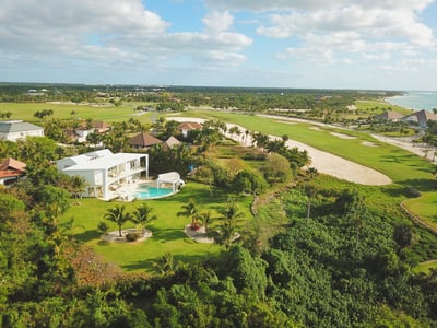 Luxury Villa Photo #2
