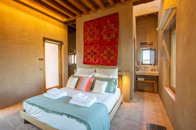 Luxury Villa Photo #36