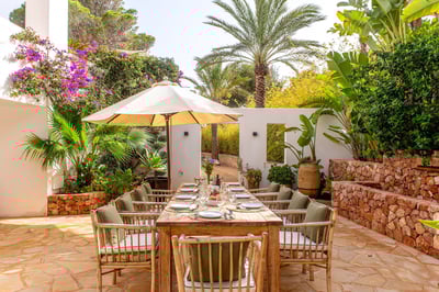 Luxury Villa Photo #6