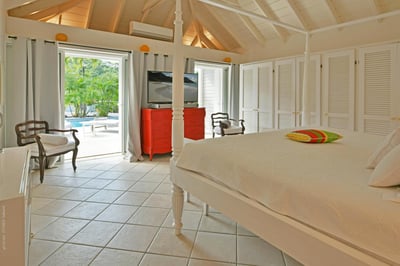 Luxury Villa Photo #33