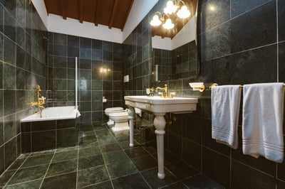 Luxury Villa Photo #38
