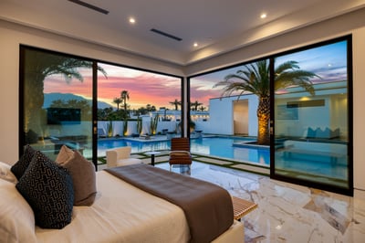 Luxury Villa Photo #23