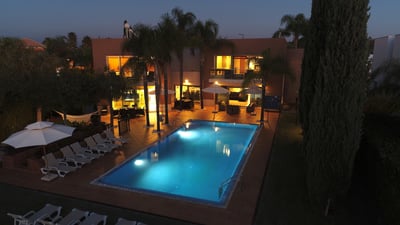 Luxury Villa Photo #8