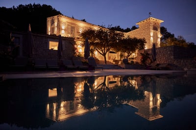 Luxury Villa Photo #2