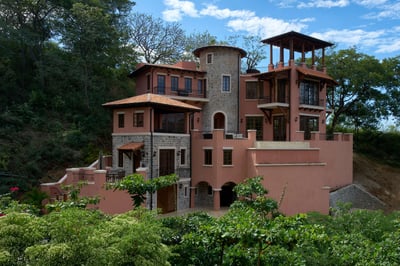 Luxury Villa Photo #7