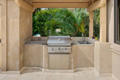 Luxury Villa Photo #12