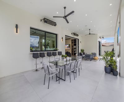 Luxury Villa Photo #16