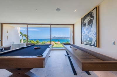 Luxury Villa Photo #42