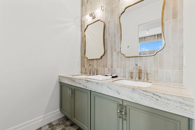 Luxury Villa Photo #45