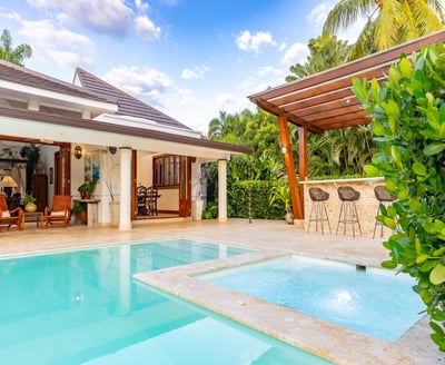 Luxury Villa Photo #7