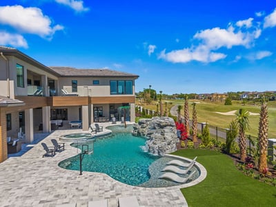 Luxury Villa Photo #2