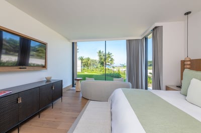 Luxury Villa Photo #46