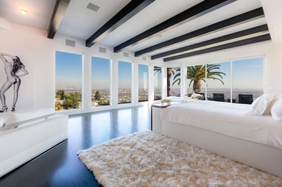 Luxury Villa Photo #33