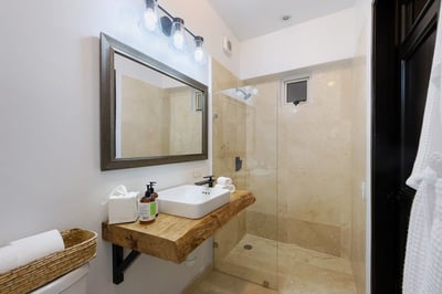 Luxury Villa Photo #50