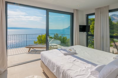 Luxury Villa Photo #53