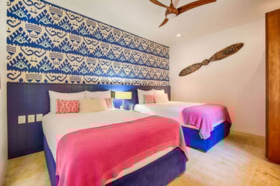 Luxury Villa Photo #19