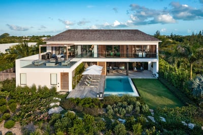 Luxury Villa Photo #2