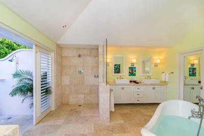 Luxury Villa Photo #19