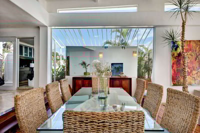 Luxury Villa Photo #12